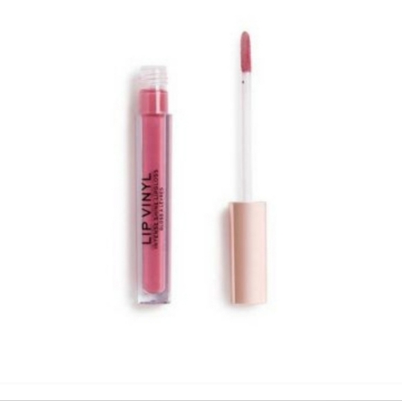 Revolution Lip Vinyl 💋 cherry - Picture 7 of 8